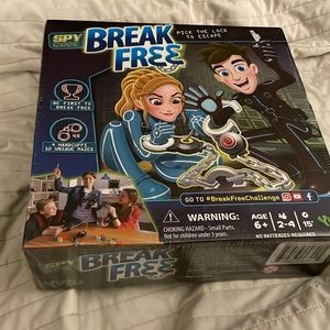 COPY - Spy break free game by yulu new in plastic retails 29.99 target